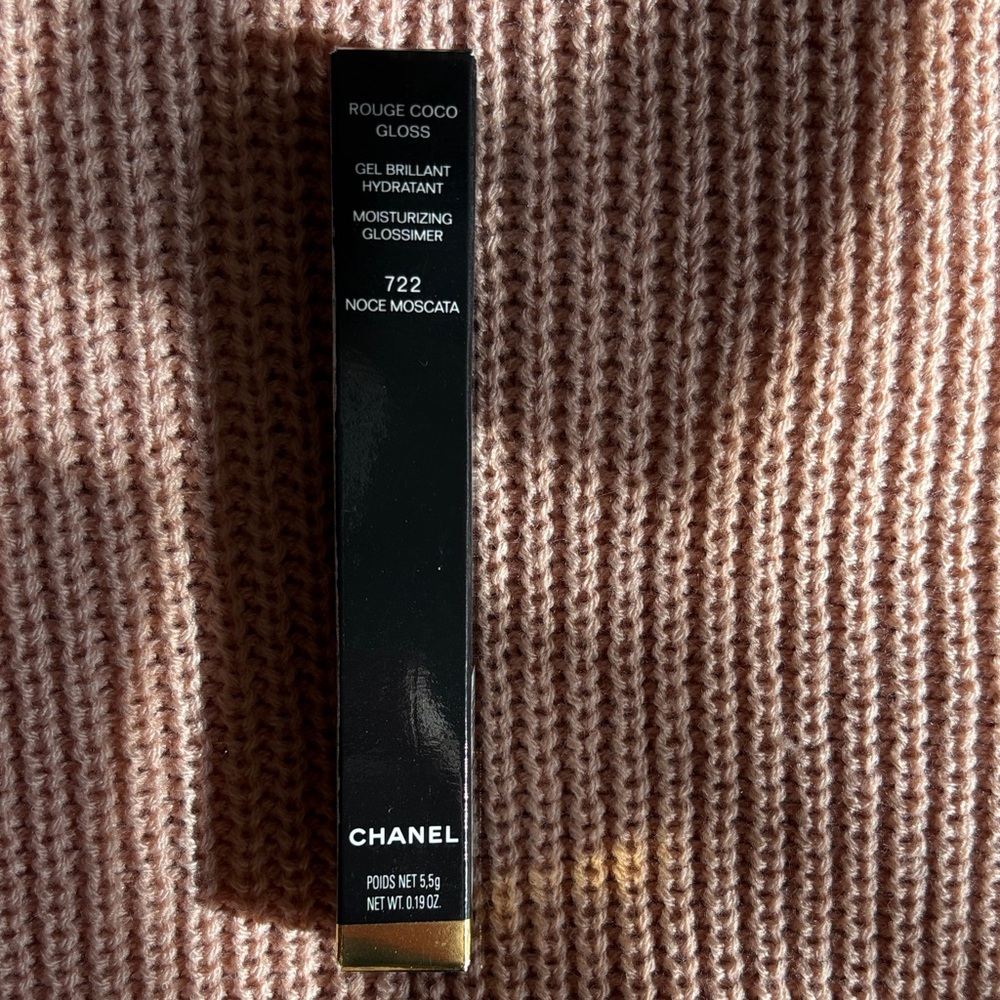 NWT CHANEL Rouge Coco Gloss 722 Noce Moscata